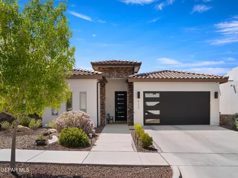 6172 Tranquil Desert Dr, El Paso, TX 79912