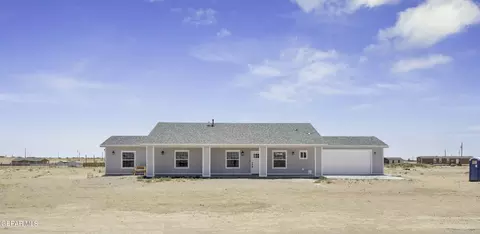 1380 Arasian Desert Dr, Chaparral, NM 88081