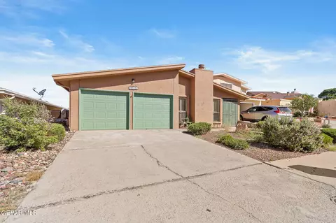 6111 Sierra Valle Ln, El Paso, TX 79912