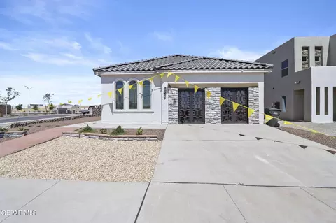 601 Cedarwood Ave, El Paso, TX 79928