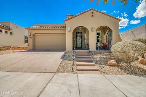 7372 Skyrocket Dr, El Paso, TX 79911