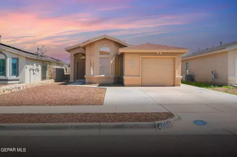 4668 Beacham St, El Paso, TX 79938