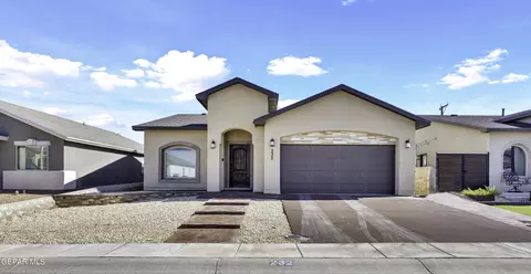 232 Flor Papagayo Way, Socorro, TX 79927