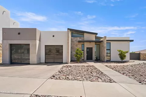 308 Silver Star Dr, El Paso, TX 79912
