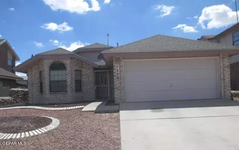 7228 Golden Hawk Dr, El Paso, TX 79912