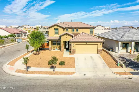 786 Woodmanstone Rd, El Paso, TX 79928