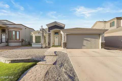 13813 Lago Vista Ave, Horizon City, TX 79928