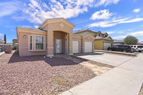 5564 Ignacio Frias Dr, El Paso, TX 79934