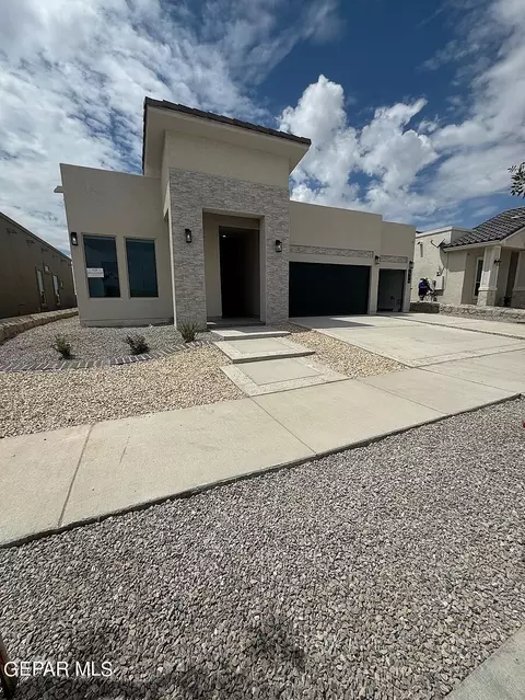 949 Pettus Pl, El Paso, TX 79928