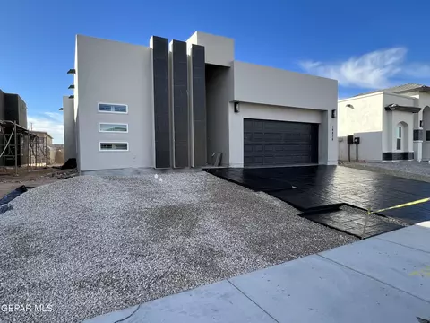 13845 Paseo De Miel Dr, El Paso, TX 79928