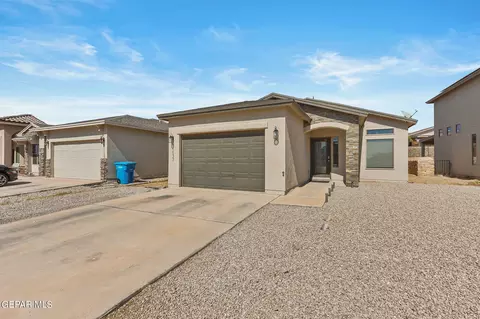 11137 Eleanor Coldwell Ln, Socorro, TX 79927
