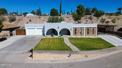 6823 Amposta Dr, El Paso, TX 79912
