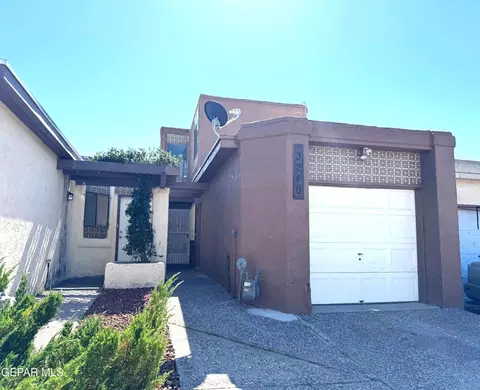 3240 Isla Banderas Way, El Paso, TX 79925
