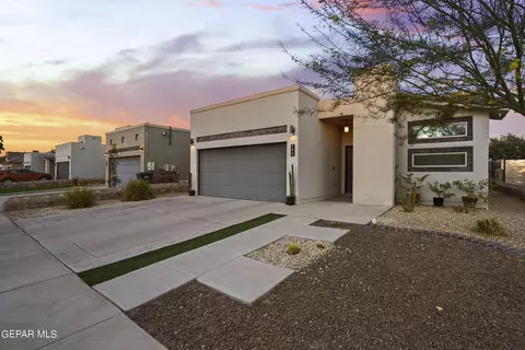 940 Penrith St, El Paso, TX 79928
