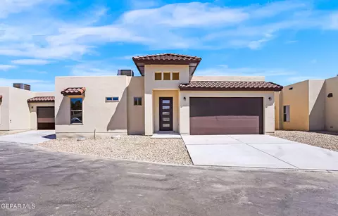 871 Country Club Rd #1C, El Paso, TX 79932