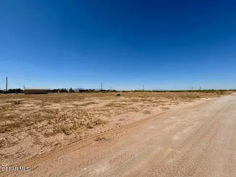 5333 Mascotte St, Clint, TX 79938