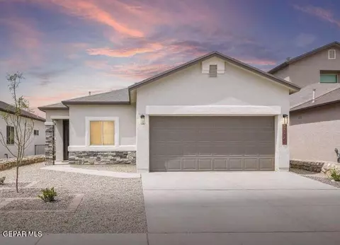 1030 Callie Ct, Socorro, TX 79927