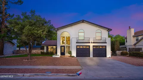 2086 Gus Moran St, El Paso, TX 79936