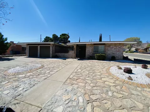 9053 Leo St, El Paso, TX 79904