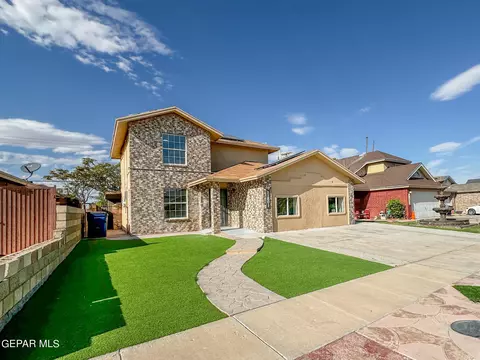 11801 Crimson Sky Dr, El Paso, TX 79936