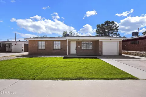 10228 Honolulu Dr, El Paso, TX 79925