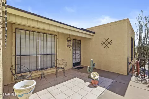 10600 Josie Pl, El Paso, TX 79924