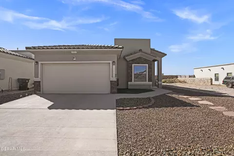 13584 Hazelwood St, Horizon City, TX 79928