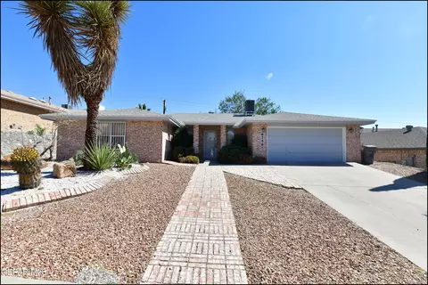 6756 Villa Hermosa Dr, El Paso, TX 79912