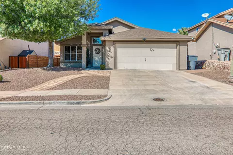 6613 Parque Del Sol Dr, El Paso, TX 79911