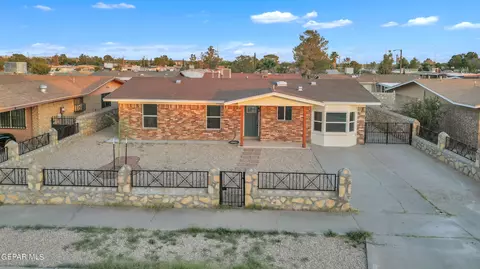 620 Haverhill Rd, El Paso, TX 79907