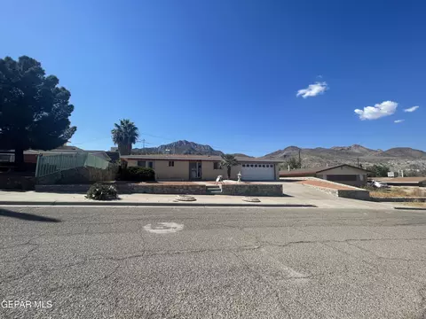 8703 Marble Dr, El Paso, TX 79904