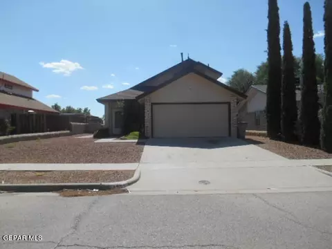 1471 Rudy Montoya Dr, El Paso, TX 79936