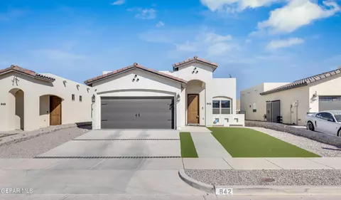 942 Hull St, El Paso, TX 79928