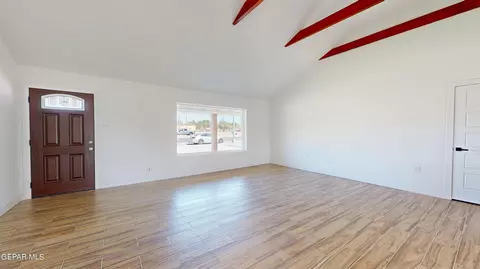 8334 N North Loop Dr, El Paso, TX 79907 photo 10
