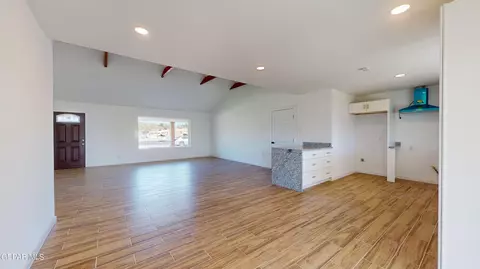 8334 N North Loop Dr, El Paso, TX 79907 photo 12