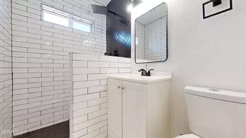 8334 N North Loop Dr, El Paso, TX 79907 photo 31