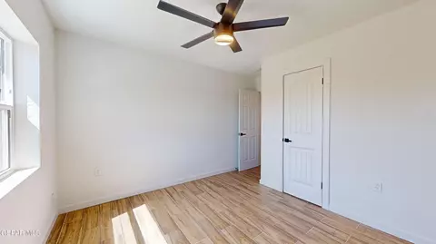 8334 N North Loop Dr, El Paso, TX 79907 photo 18