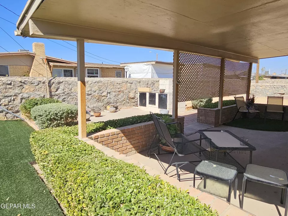 Exterior - 9937 Bomarc St E, El Paso, TX 79924 photo 9 of 9