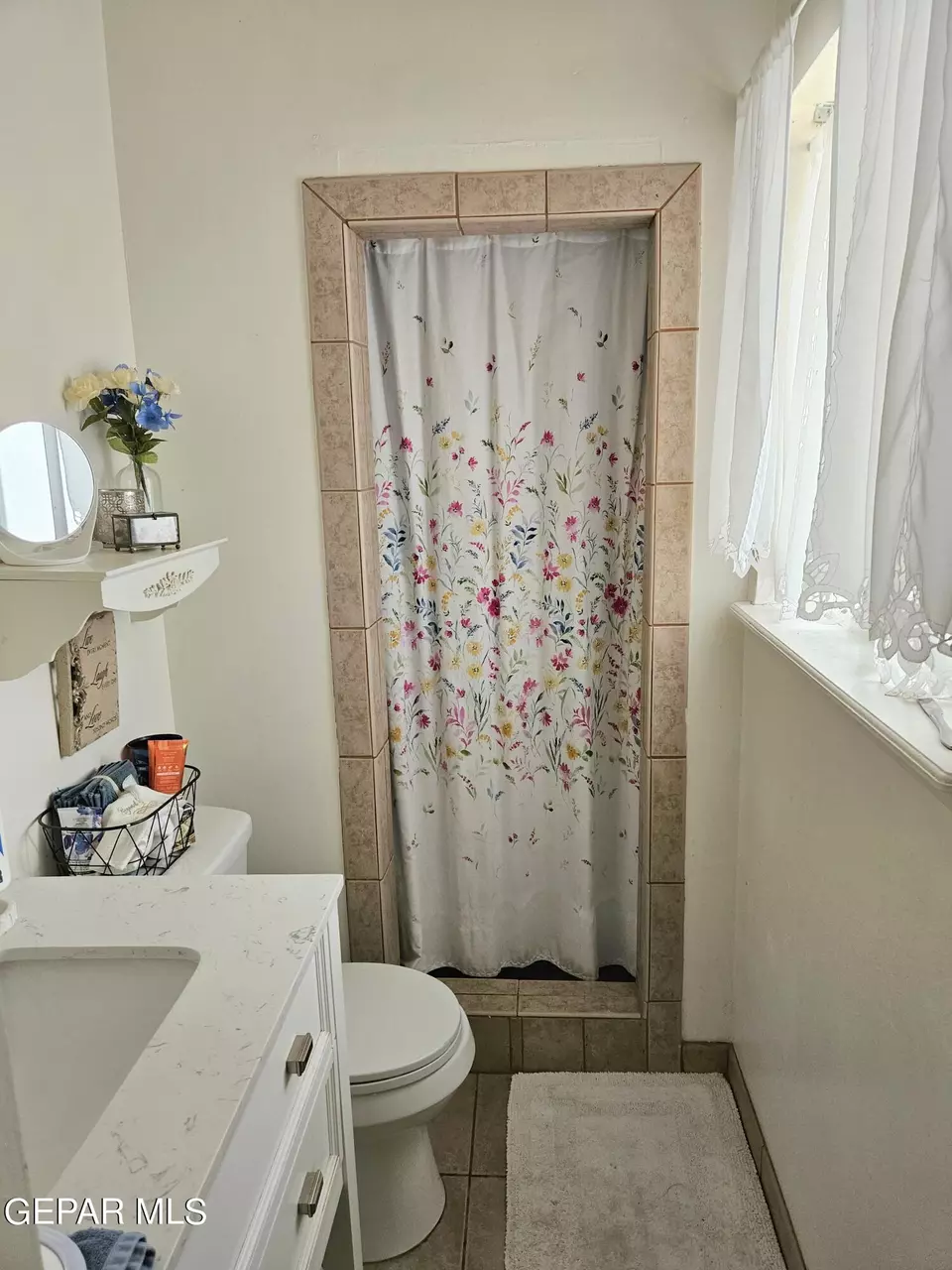 Bath - 9937 Bomarc St E, El Paso, TX 79924 photo 3 of 3