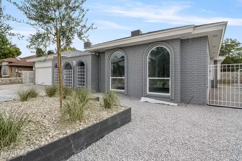 1300 Sabrina Lyn Dr, El Paso, TX 79936