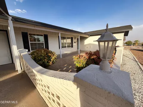 4613 Academy Cir, El Paso, TX 79924