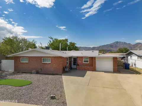 9537 Albany Dr, El Paso, TX 79924