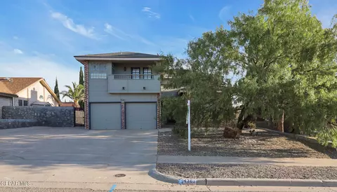 4361 Loma De Luna Dr, El Paso, TX 79934