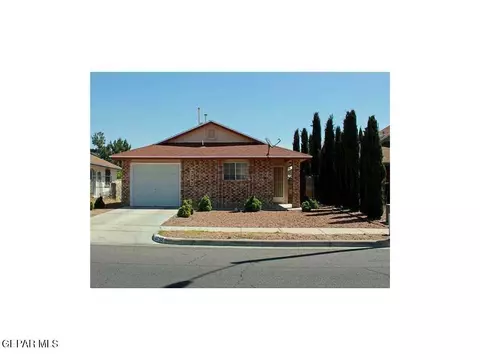 3292 Old Castle, El Paso, TX 79936