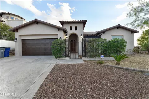 1700 Old Paint Dr, El Paso, TX 79911