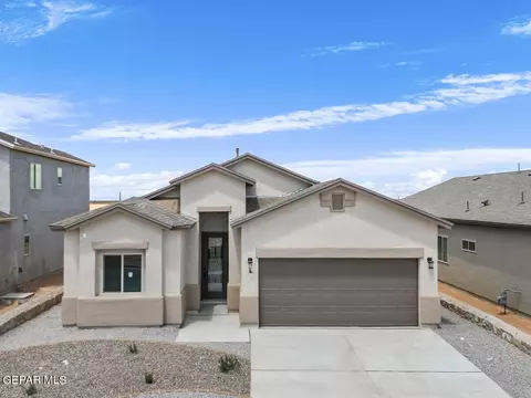 1023 Barbara Ave, Socorro, TX 79927