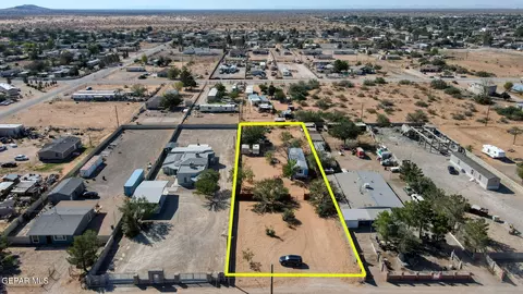 15080 Marvin Ln, El Paso, TX 79938