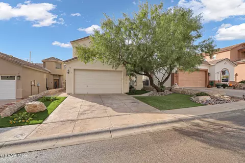12161 Sitting Bull Dr, El Paso, TX 79936