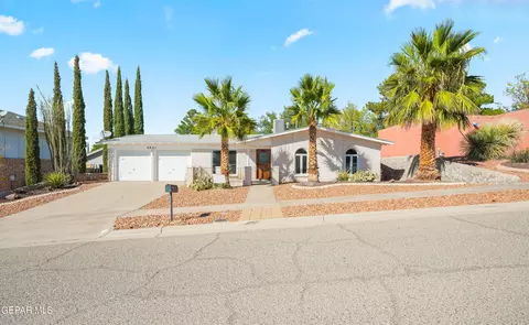 6861 Villa Hermosa Dr, El Paso, TX 79912