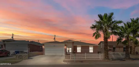 9877 Taj Majal St, El Paso, TX 79924